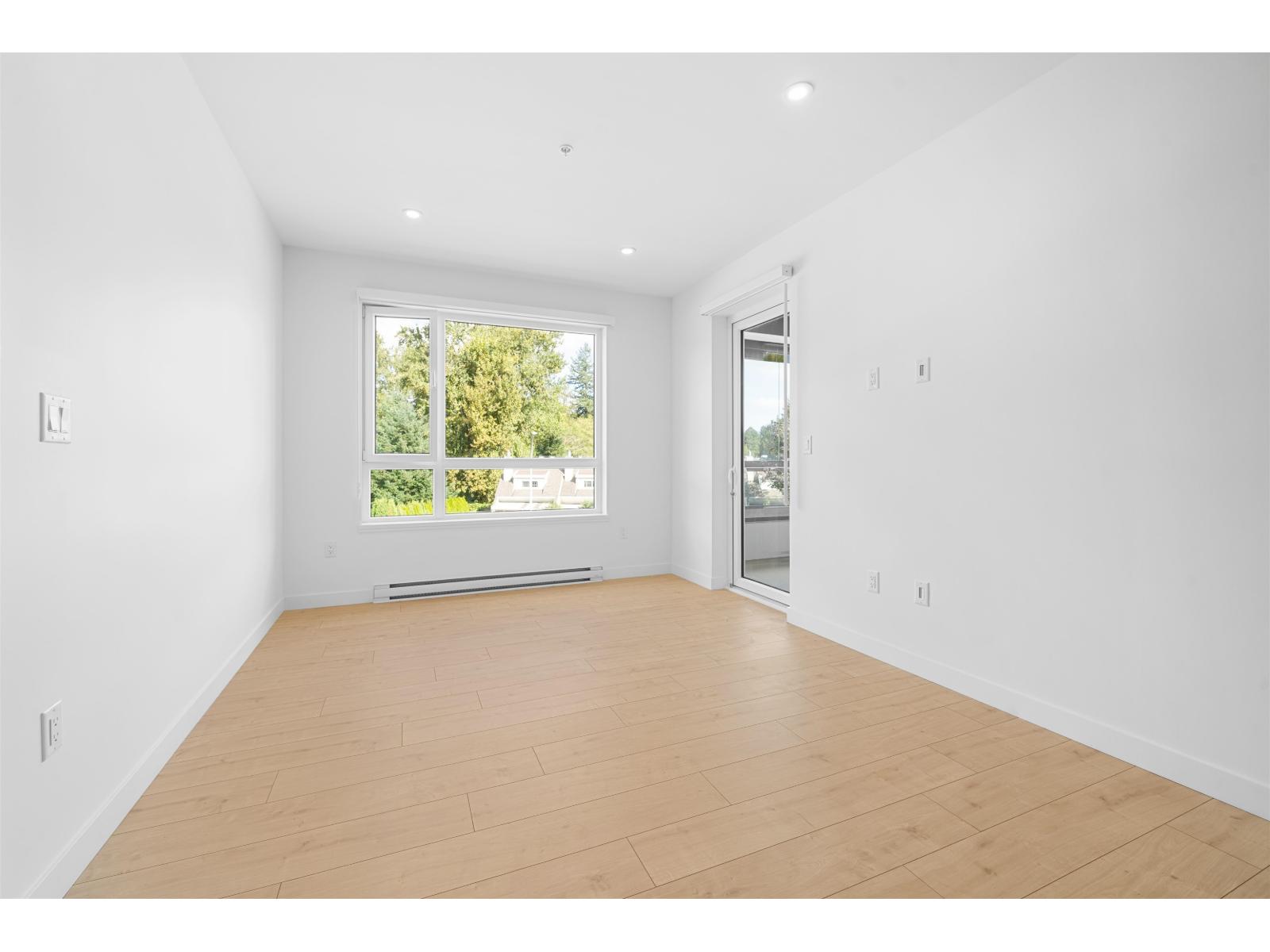 317 13788 76 Avenue, Surrey, British Columbia  V3W 8J5 - Photo 5 - R3047180