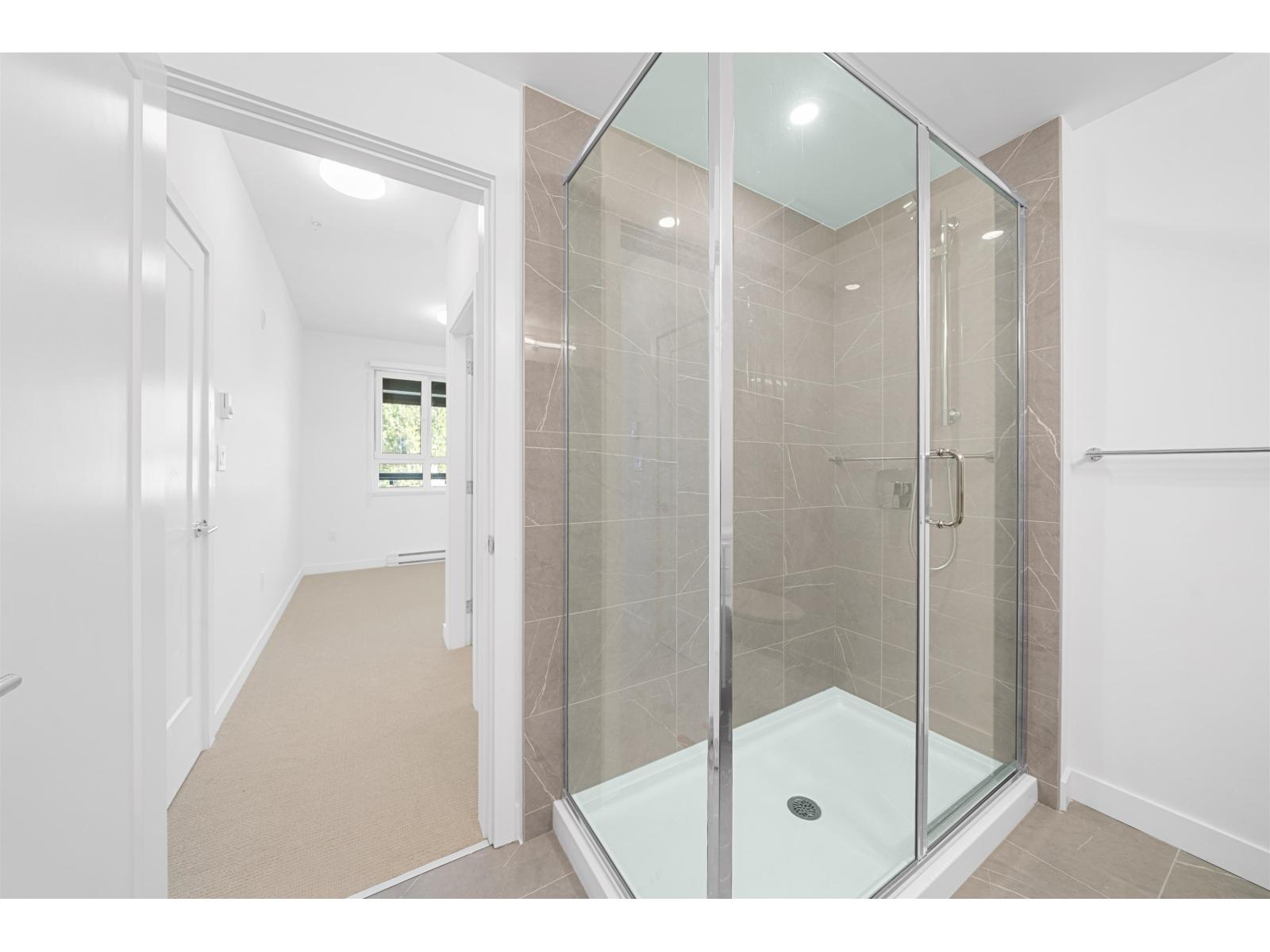 317 13788 76 Avenue, Surrey, British Columbia  V3W 8J5 - Photo 13 - R3047180