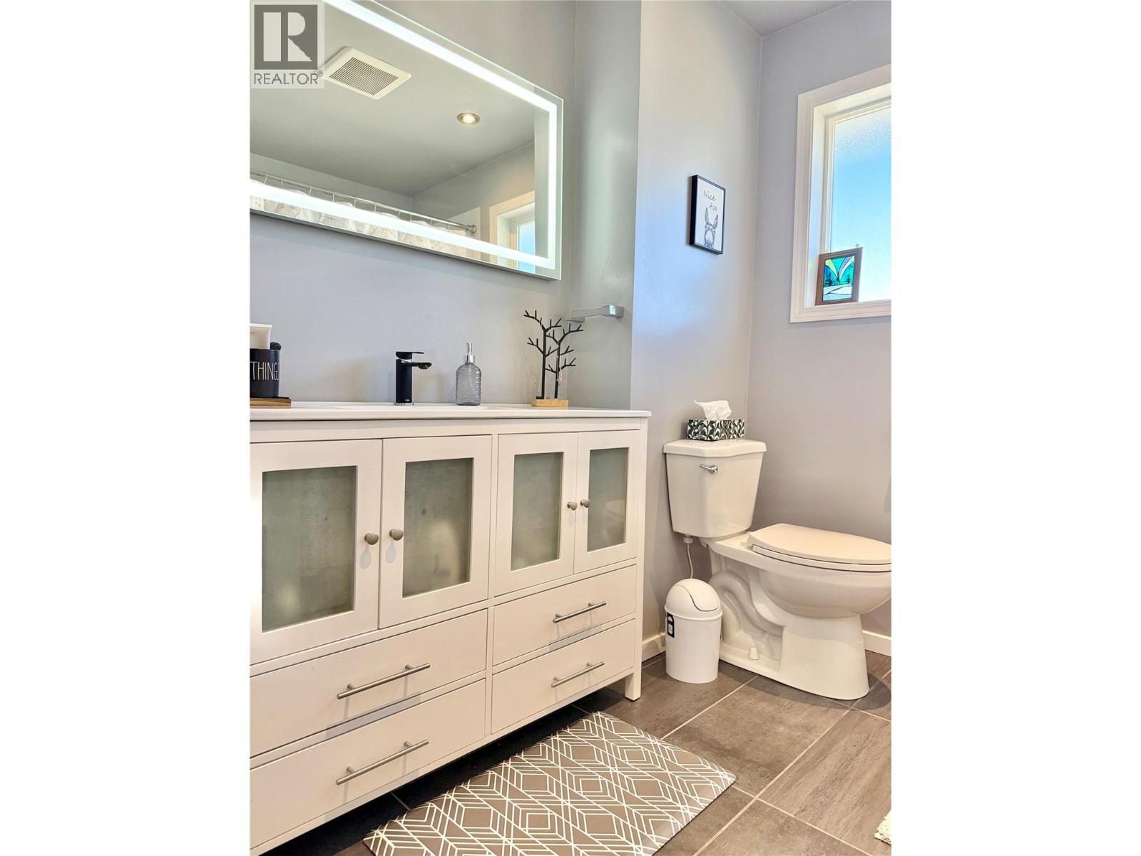 1971 75 Avenue, Grand Forks, British Columbia  V0H 1H2 - Photo 16 - 10359478