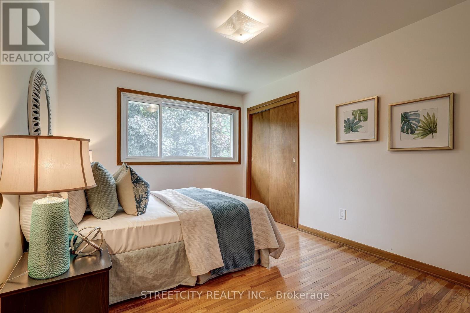 76 Bloomfield Drive, London North, Ontario  N6G 1P3 - Photo 26 - X12406489
