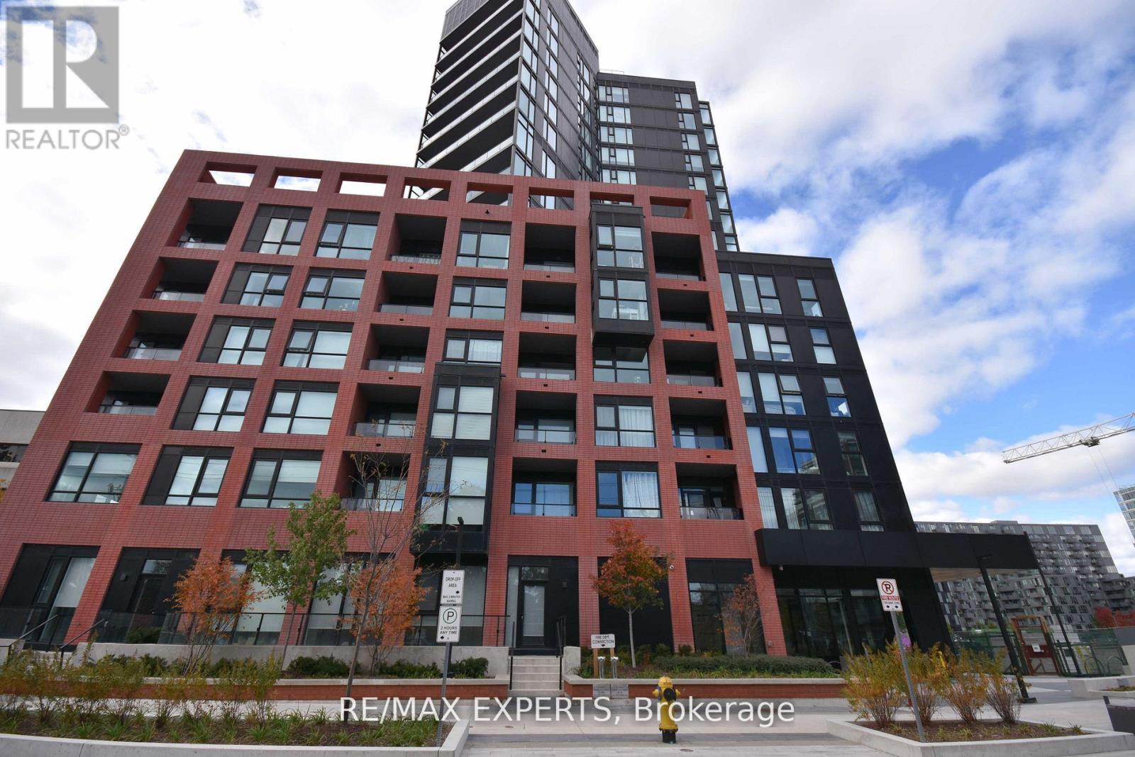 1507 - 8 Tippett Road, Toronto, Ontario  M3H 0E7 - Photo 2 - C12406253