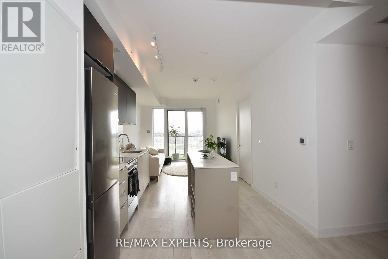 1507 - 8 Tippett Road, Toronto, Ontario  M3H 0E7 - Photo 5 - C12406253