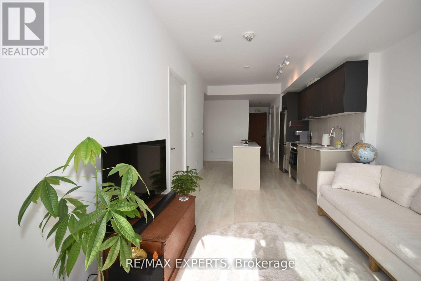 1507 - 8 Tippett Road, Toronto, Ontario  M3H 0E7 - Photo 6 - C12406253