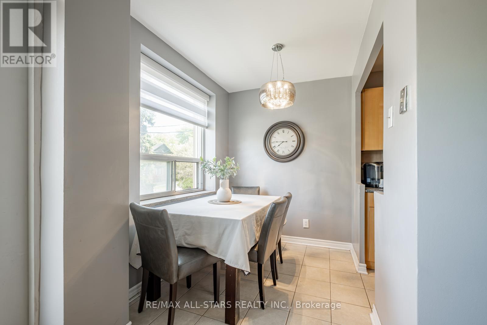 201 - 219 Wilson Avenue, Toronto, Ontario  M5M 3B2 - Photo 16 - C12406310