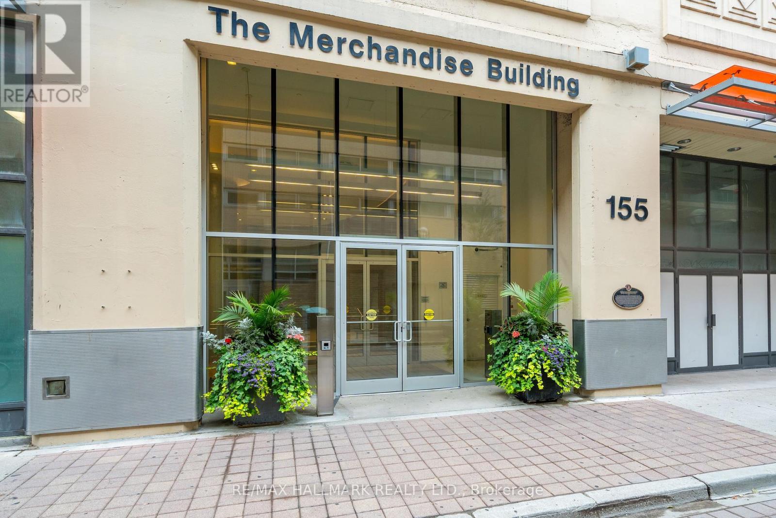 552 - 155 DALHOUSIE STREET, Toronto, Ontario