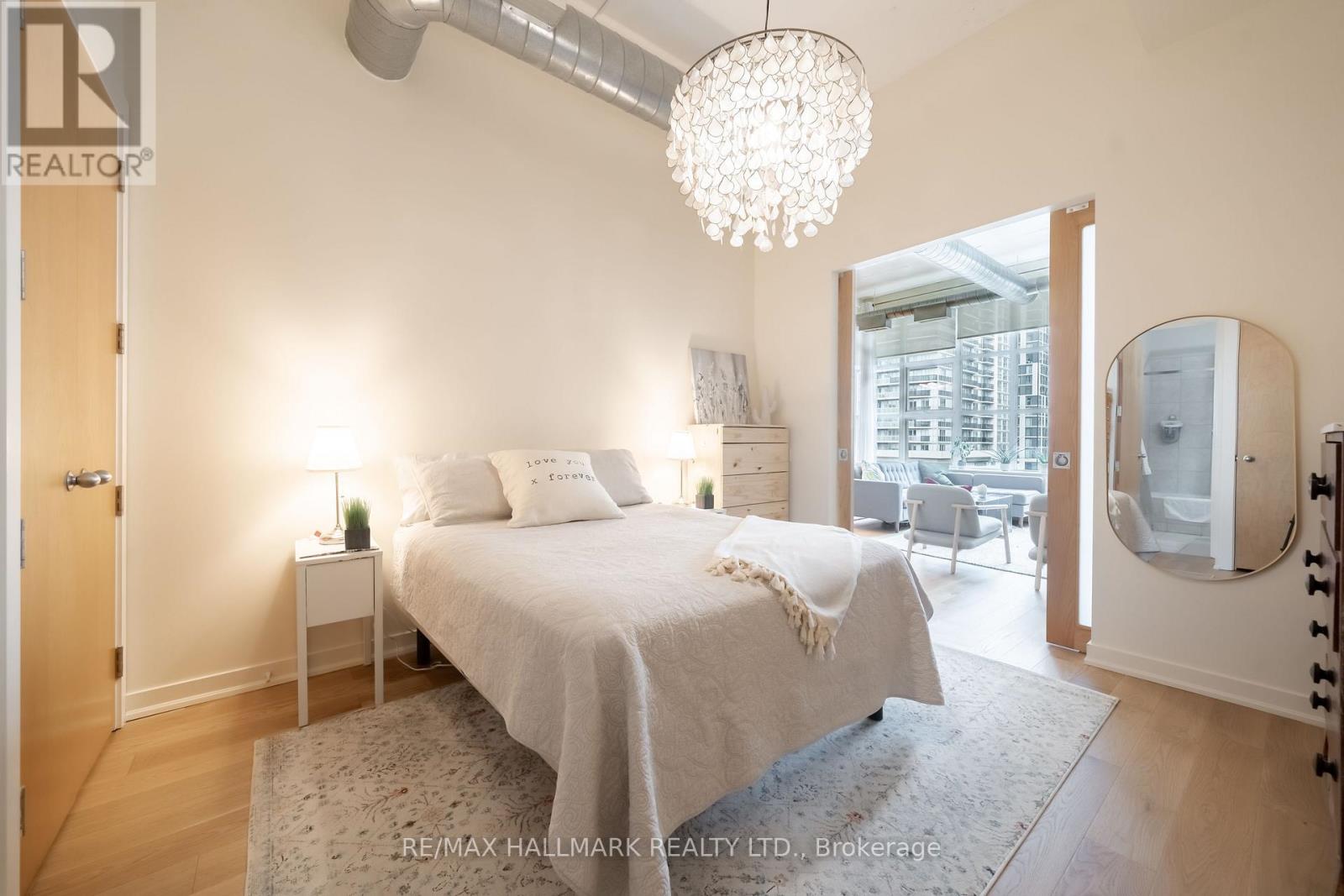 552 - 155 Dalhousie Street, Toronto, Ontario  M5B 2P7 - Photo 14 - C12406371