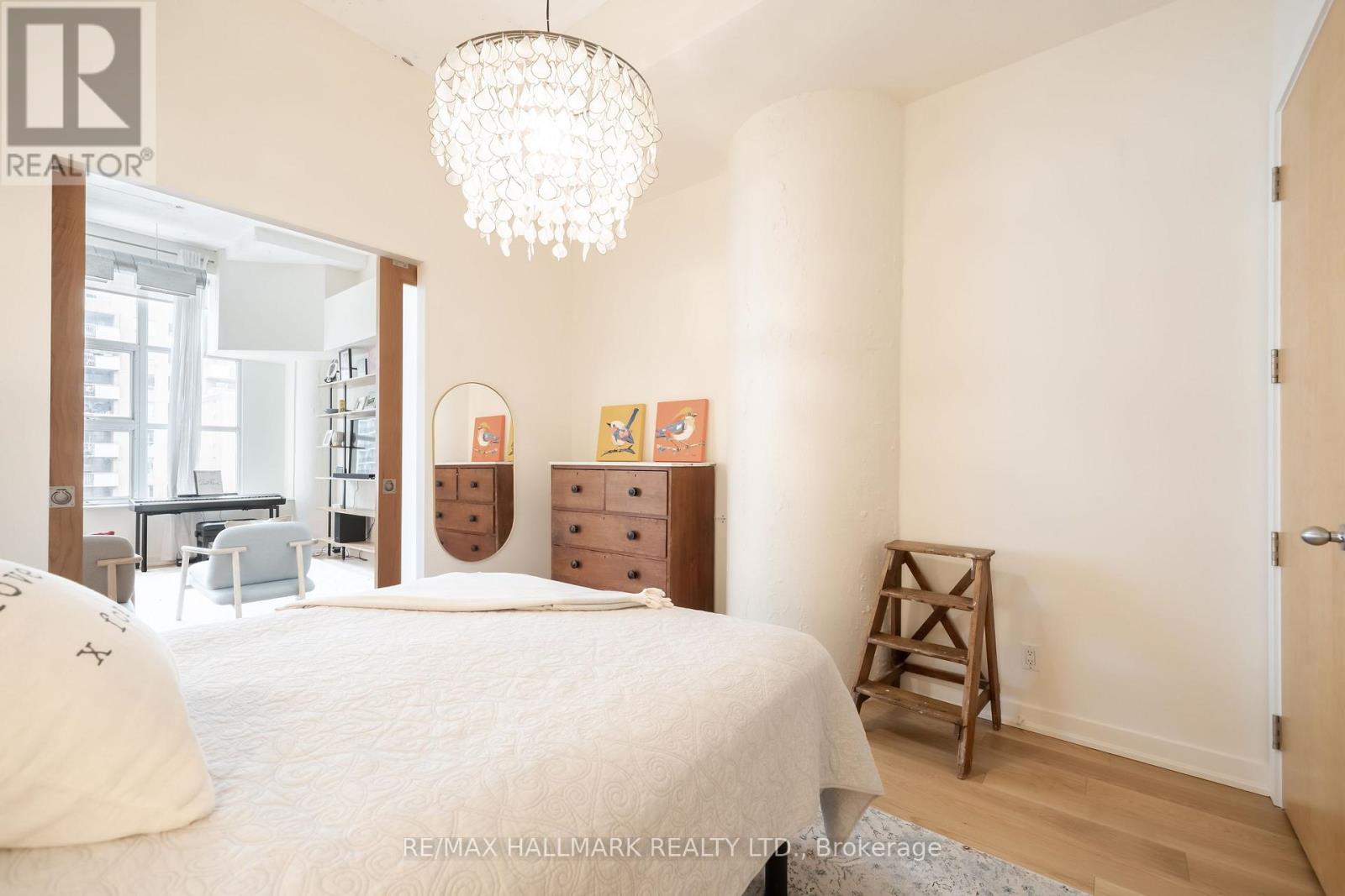 552 - 155 Dalhousie Street, Toronto, Ontario  M5B 2P7 - Photo 16 - C12406371