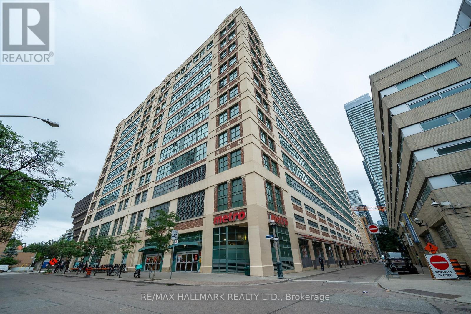 552 - 155 Dalhousie Street, Toronto, Ontario  M5B 2P7 - Photo 2 - C12406371