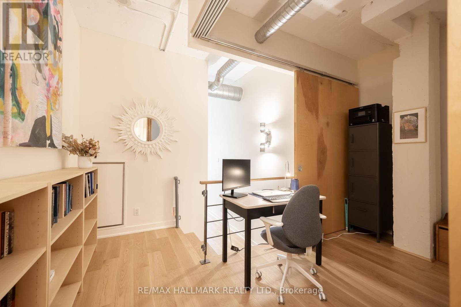 552 - 155 Dalhousie Street, Toronto, Ontario  M5B 2P7 - Photo 23 - C12406371