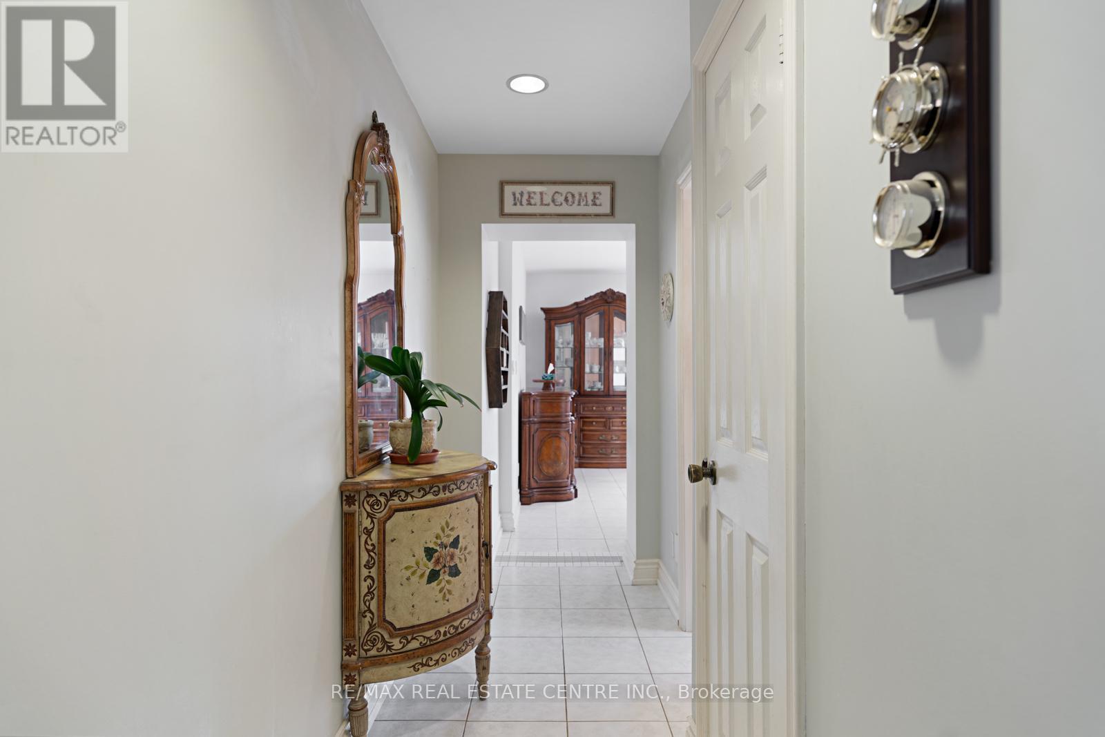 14 Churchill Avenue, Toronto, Ontario  M6J 2B4 - Photo 24 - C12406385