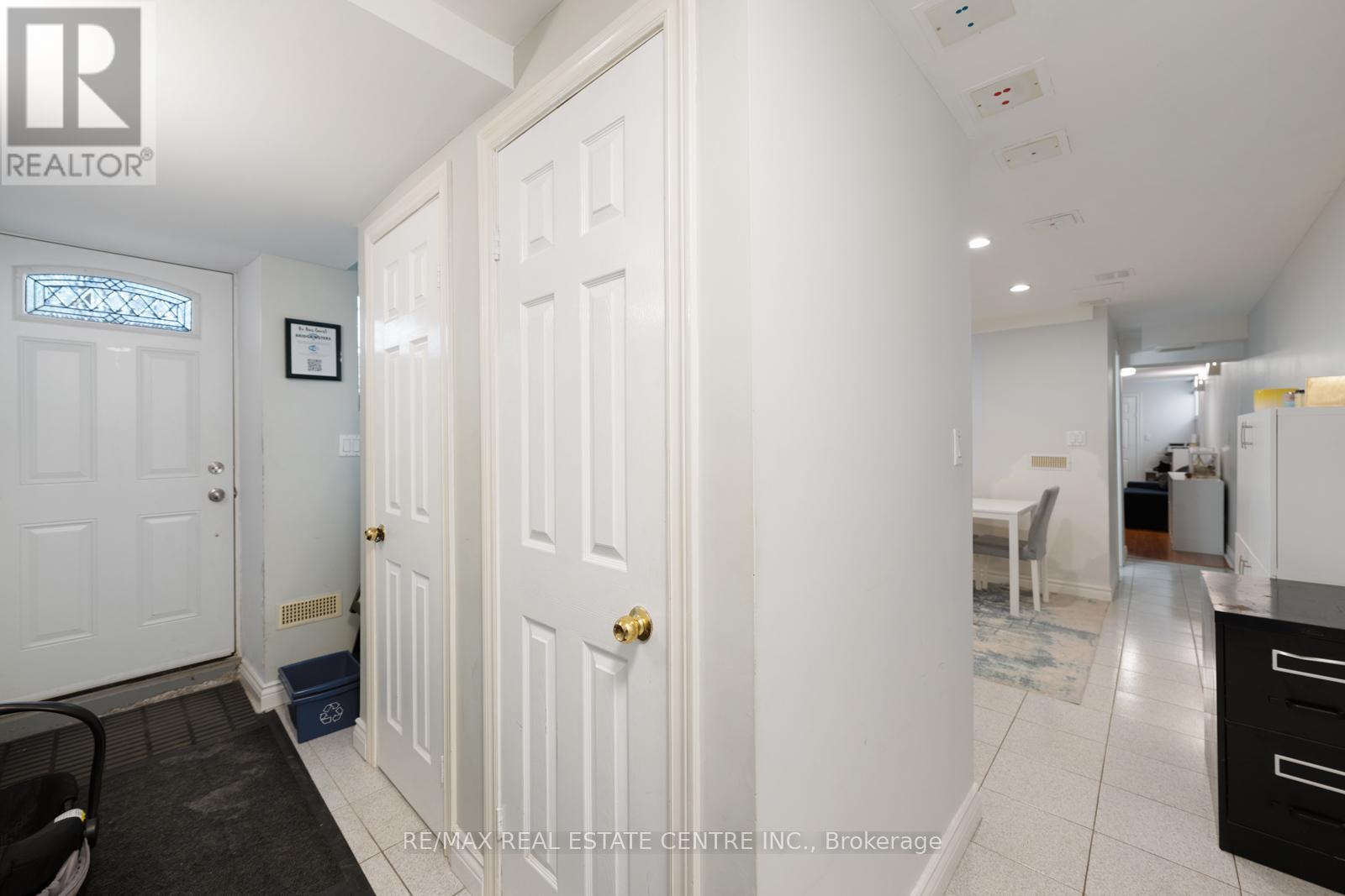 14 Churchill Avenue, Toronto, Ontario  M6J 2B4 - Photo 42 - C12406385