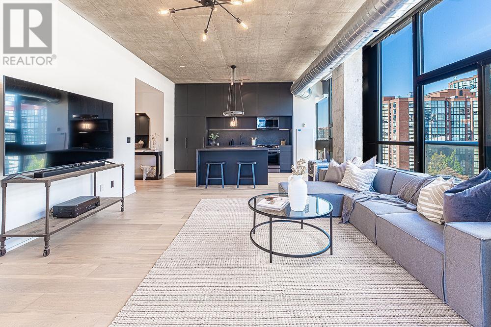 705 - 60 Bathurst Street, Toronto (Niagara), Ontario  M5V 2P4 - Photo 7 - C12406422