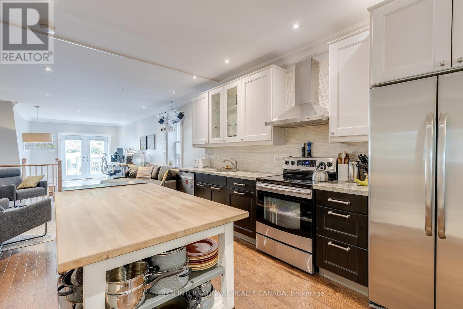 412 Wellesley Street E, Toronto, Ontario  M4X 1H6 - Photo 8 - C12406447