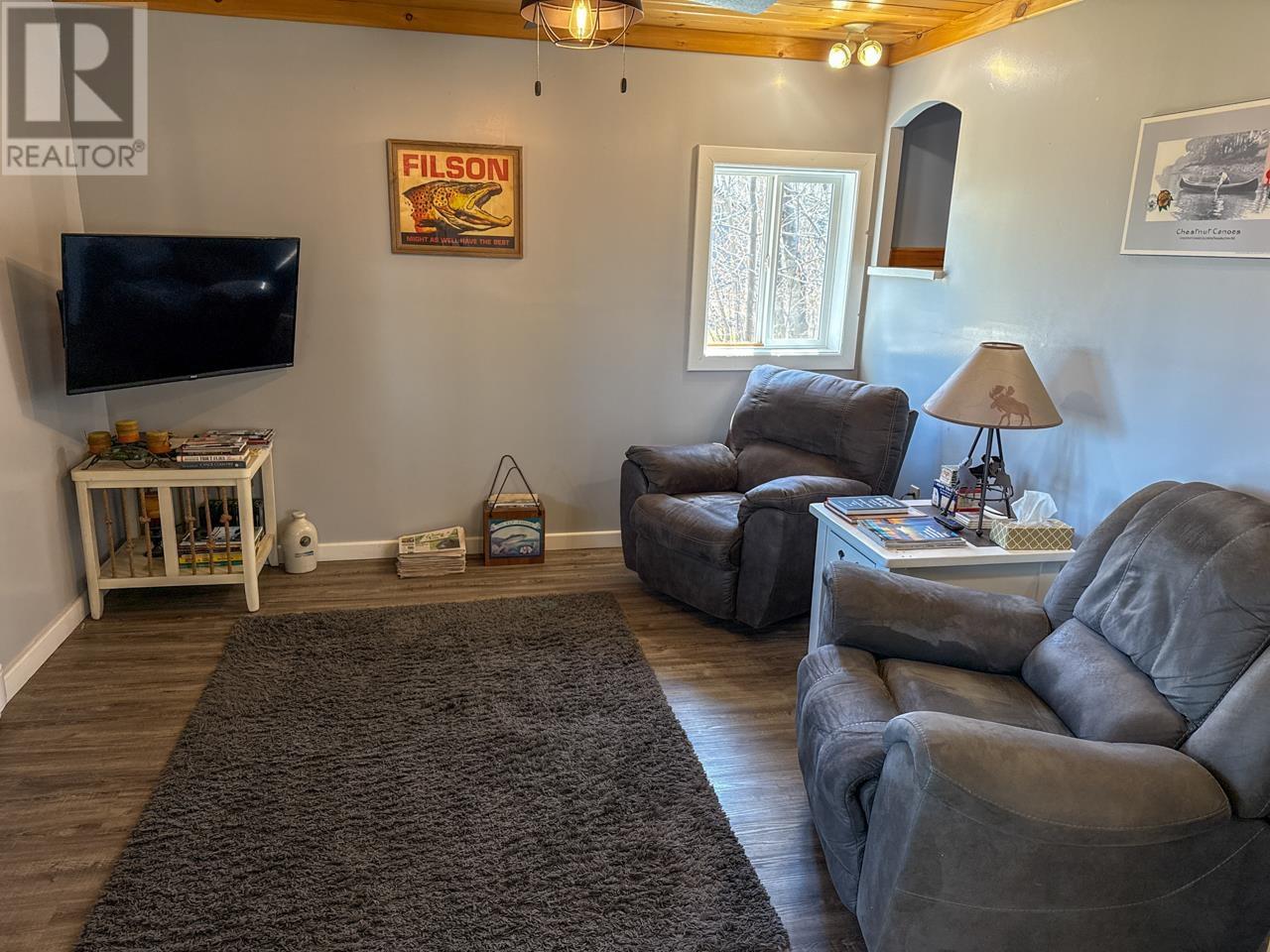 19 Stintzi Drive East, Morson, Ontario  P0W 1J0 - Photo 12 - TB251165