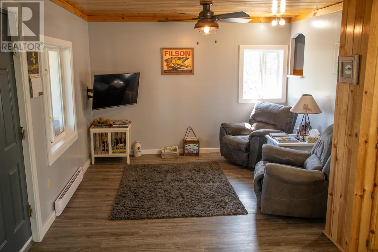 19 Stintzi Drive East, Morson, Ontario  P0W 1J0 - Photo 18 - TB251165