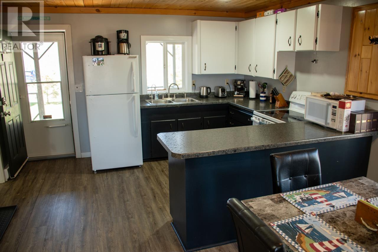 19 Stintzi Drive East, Morson, Ontario  P0W 1J0 - Photo 22 - TB251165