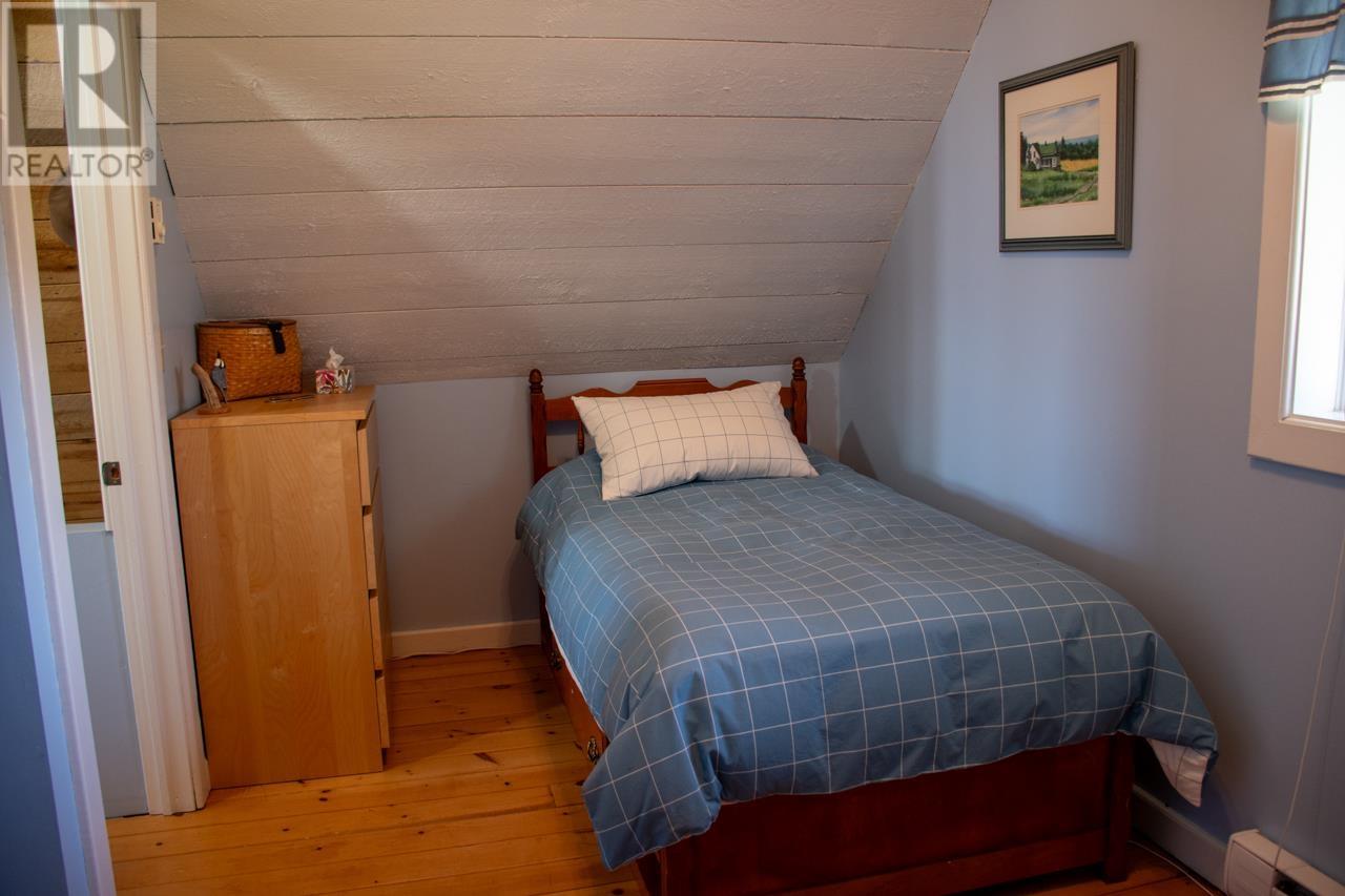 19 Stintzi Drive East, Morson, Ontario  P0W 1J0 - Photo 38 - TB251165