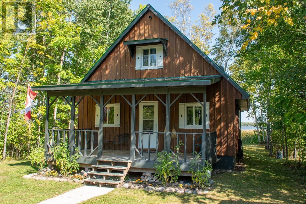 19 Stintzi Drive East, Morson, Ontario  P0W 1J0 - Photo 4 - TB251165