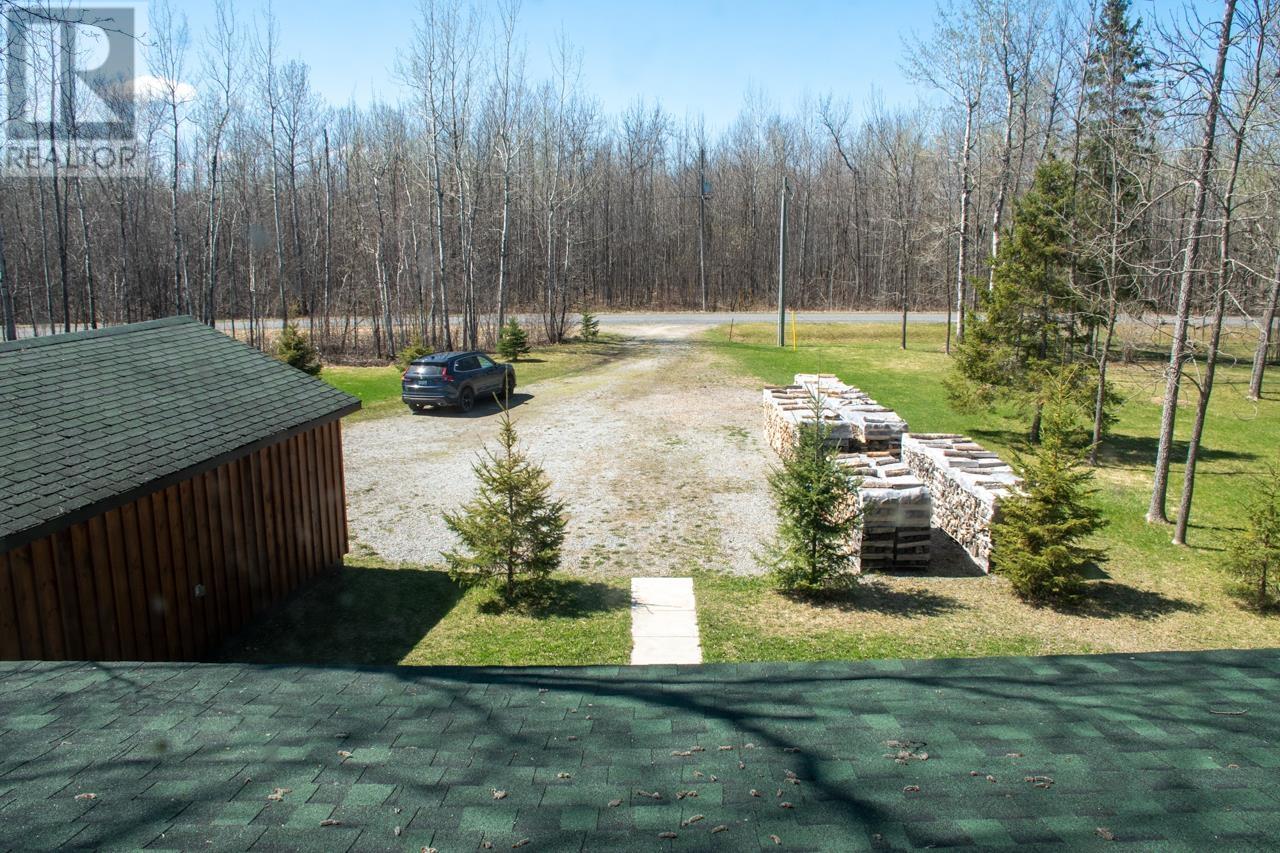 19 Stintzi Drive East, Morson, Ontario  P0W 1J0 - Photo 39 - TB251165