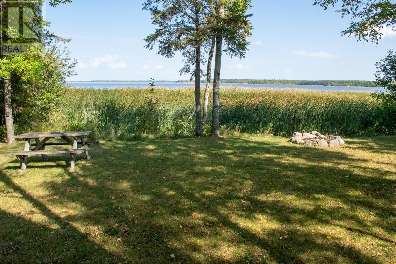 19 Stintzi Drive East, Morson, Ontario  P0W 1J0 - Photo 47 - TB251165