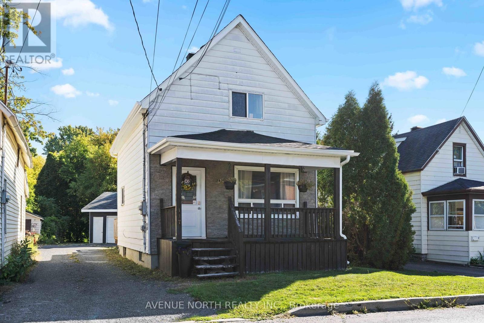 117 Bedford Street, Cornwall, Ontario  K6J 4B8 - Photo 2 - X12406498