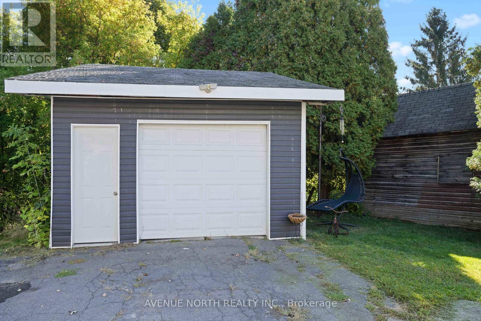 117 Bedford Street, Cornwall, Ontario  K6J 4B8 - Photo 4 - X12406498