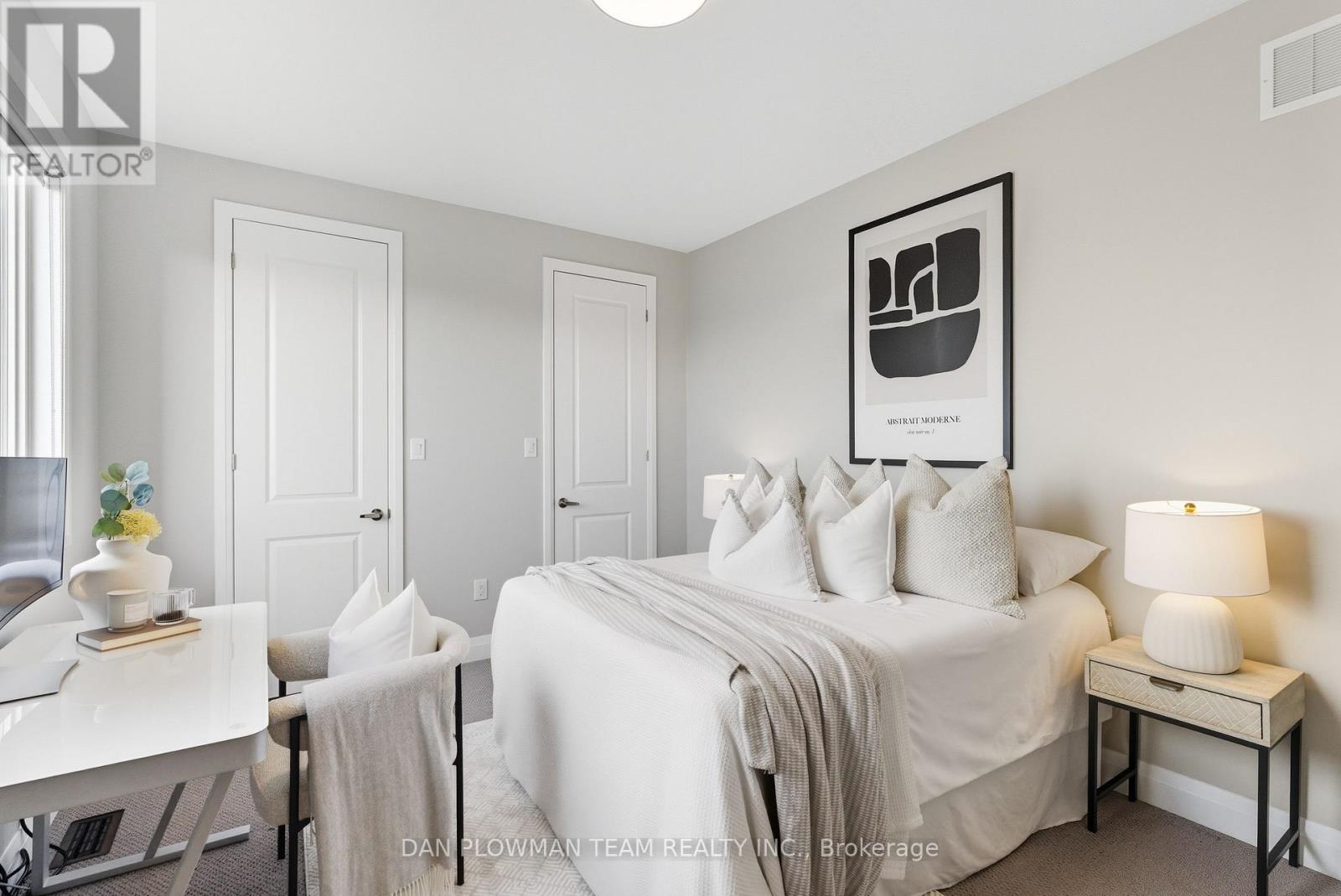 215 Port Darlington Road, Clarington, Ontario  L1C 4A7 - Photo 38 - E12406328