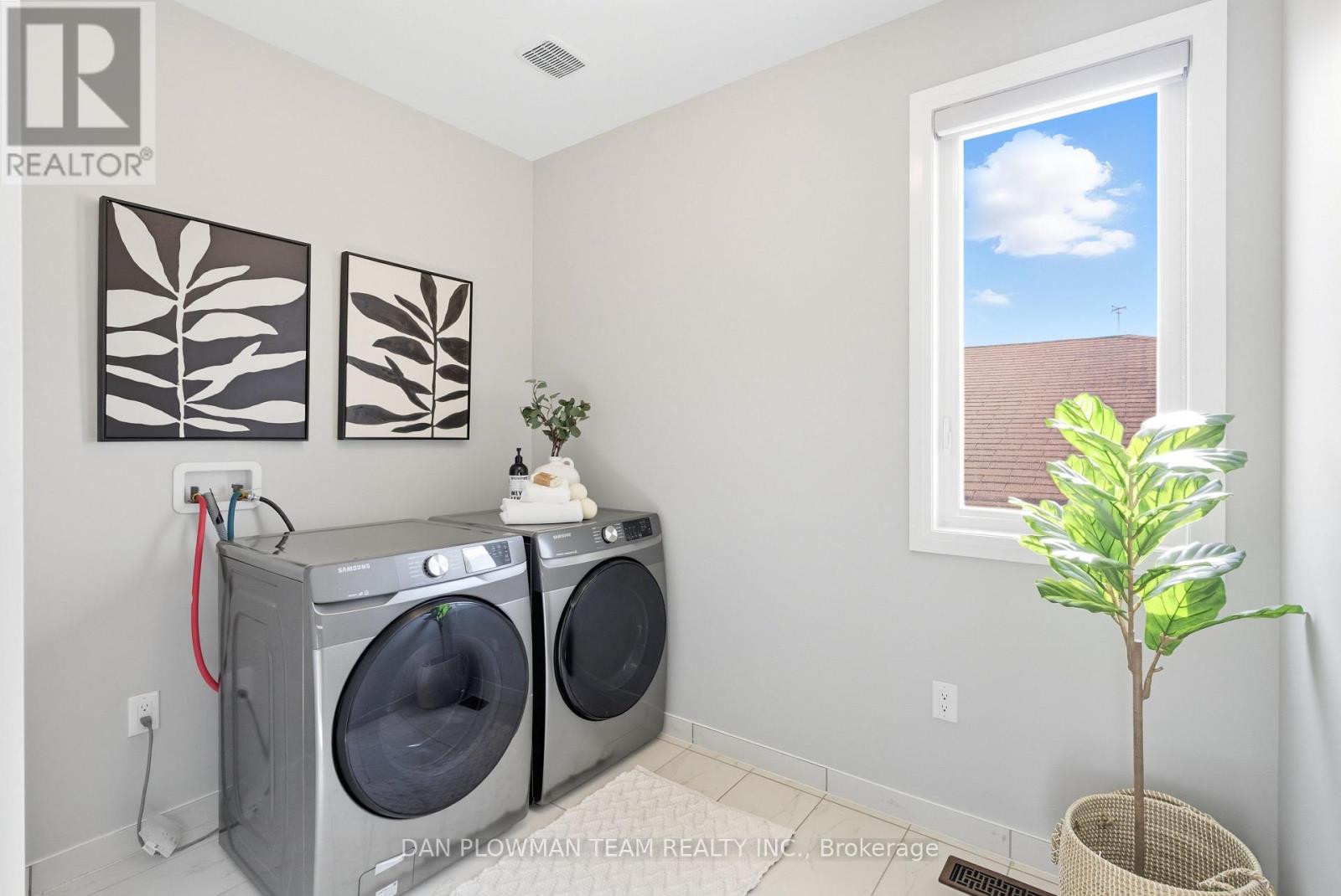 215 Port Darlington Road, Clarington, Ontario  L1C 4A7 - Photo 41 - E12406328