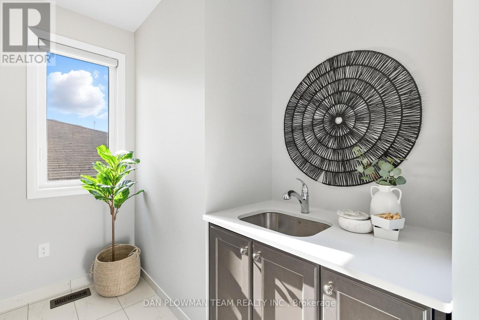 215 Port Darlington Road, Clarington, Ontario  L1C 4A7 - Photo 42 - E12406328