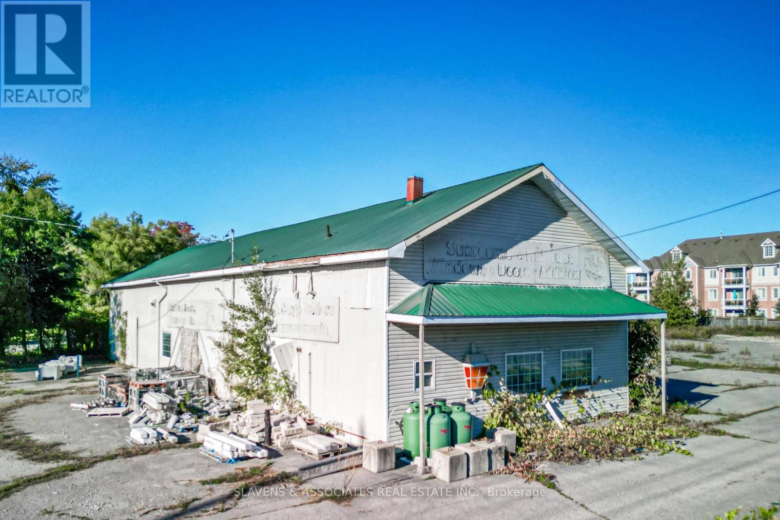 1 Ferguson Avenue, Whitby, Ontario  L1M 1A5 - Photo 13 - E12406426