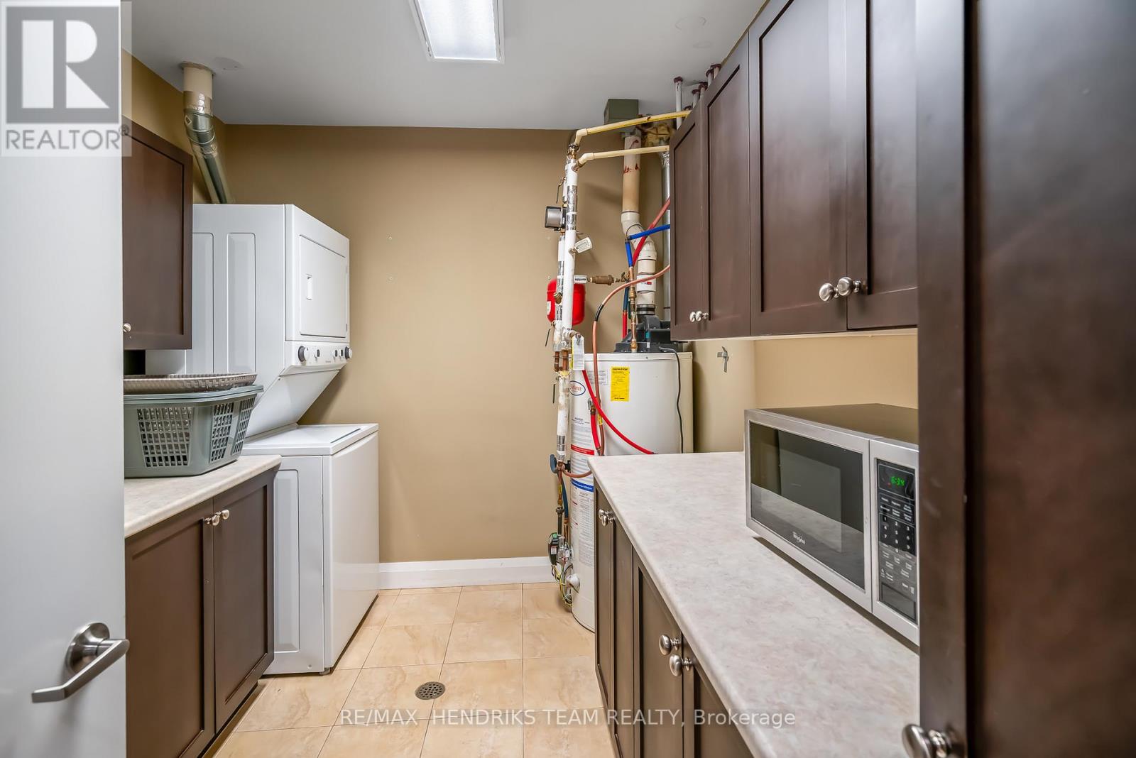201 - 26 Wellington Street, St. Catharines, Ontario  L2R 5P8 - Photo 22 - X12406491