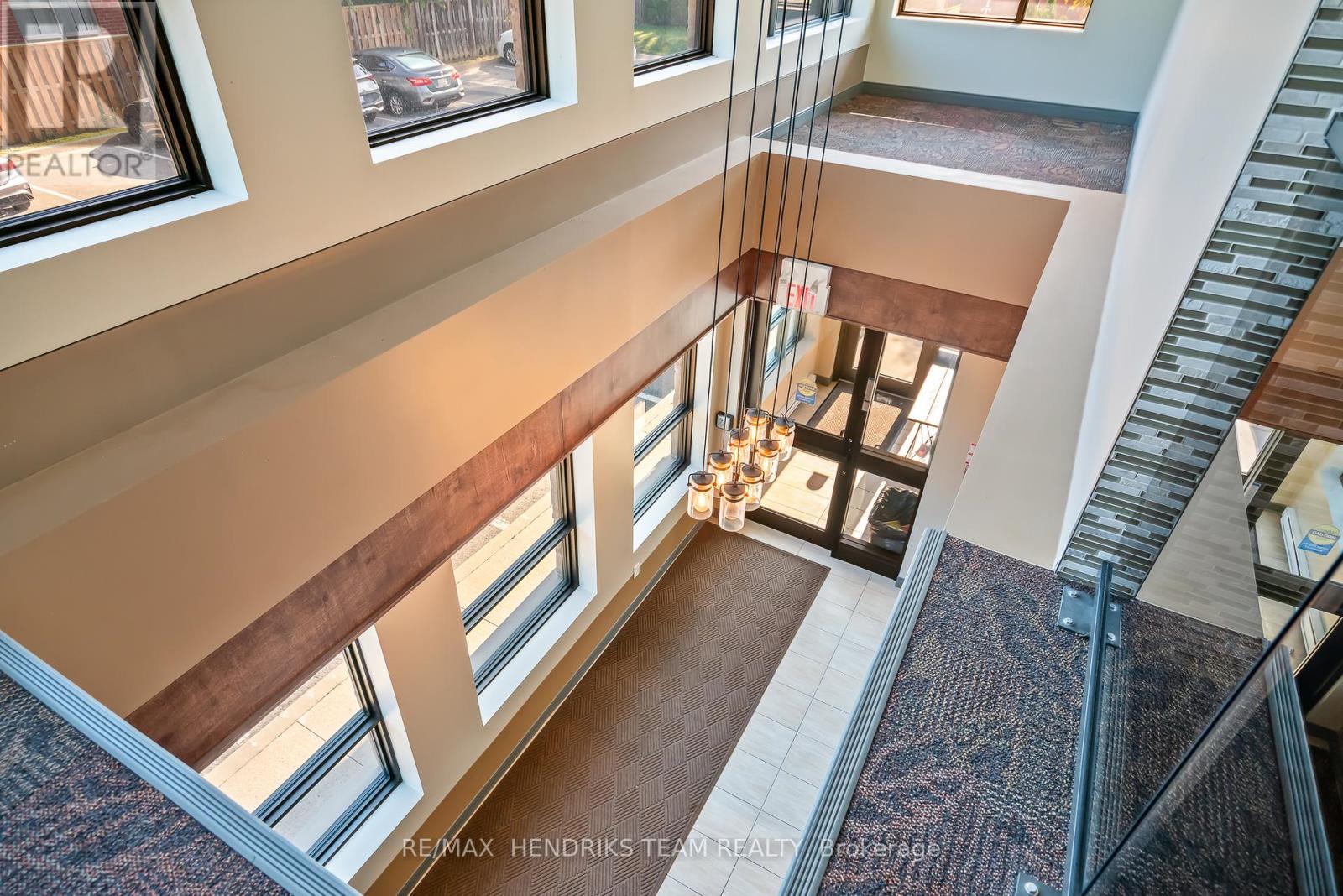 201 - 26 Wellington Street, St. Catharines, Ontario  L2R 5P8 - Photo 31 - X12406491
