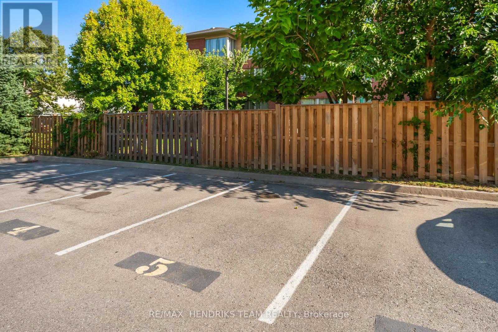 201 - 26 Wellington Street, St. Catharines, Ontario  L2R 5P8 - Photo 35 - X12406491