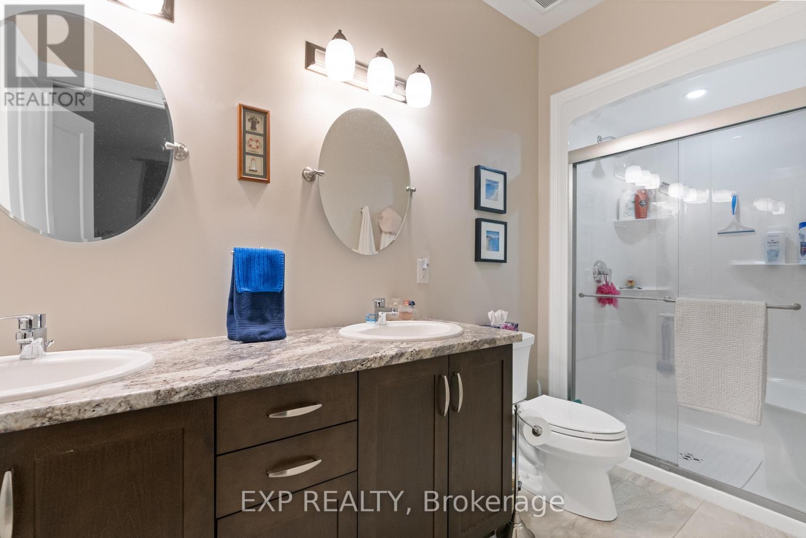 25 Andrew Lane, Thorold, Ontario  L2V 0V3 - Photo 24 - X12406497