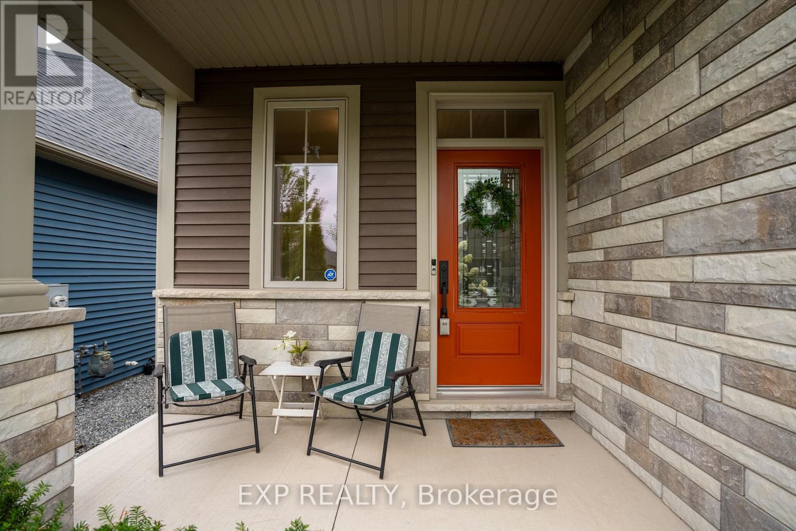 25 Andrew Lane, Thorold, Ontario  L2V 0V3 - Photo 3 - X12406497