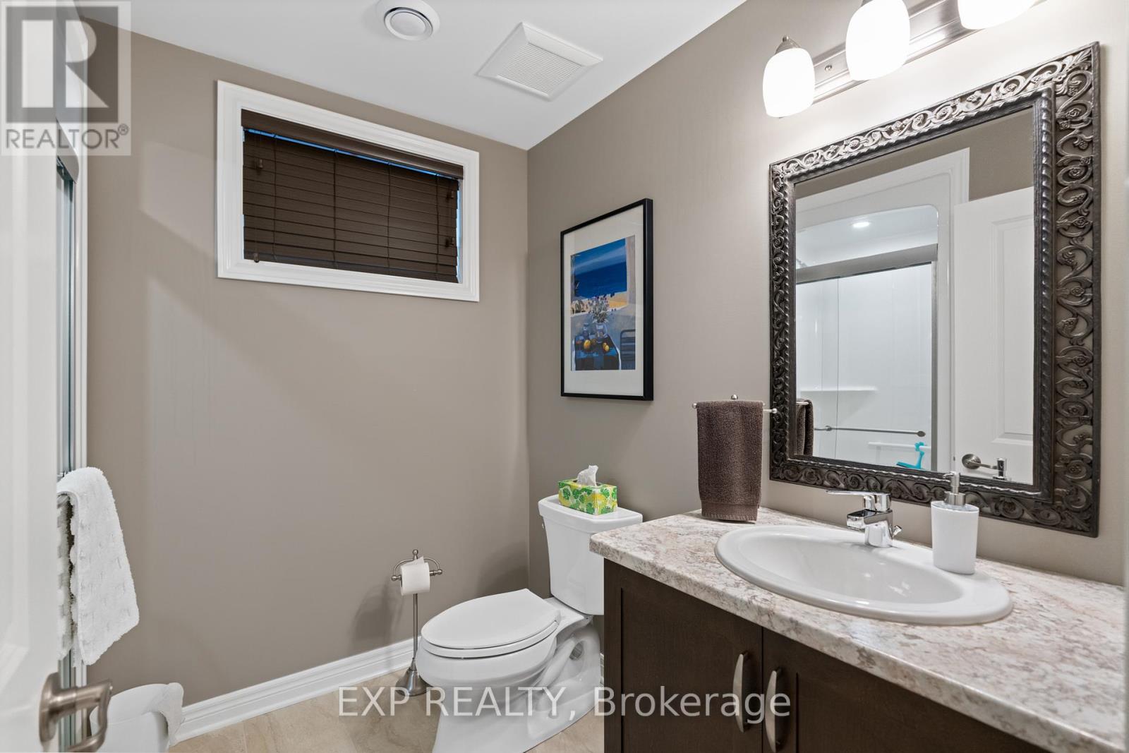 25 Andrew Lane, Thorold, Ontario  L2V 0V3 - Photo 35 - X12406497