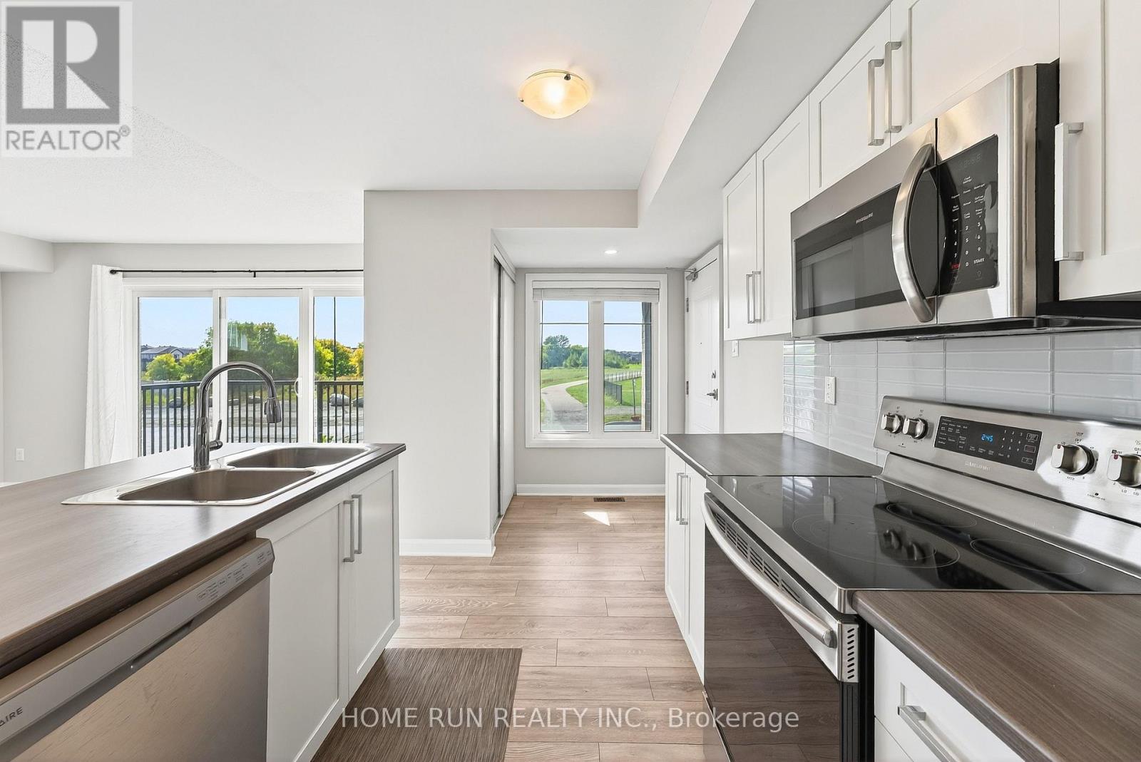 1201 Chapman Mills Drive, Ottawa, Ontario  K2J 6R5 - Photo 6 - X12388328