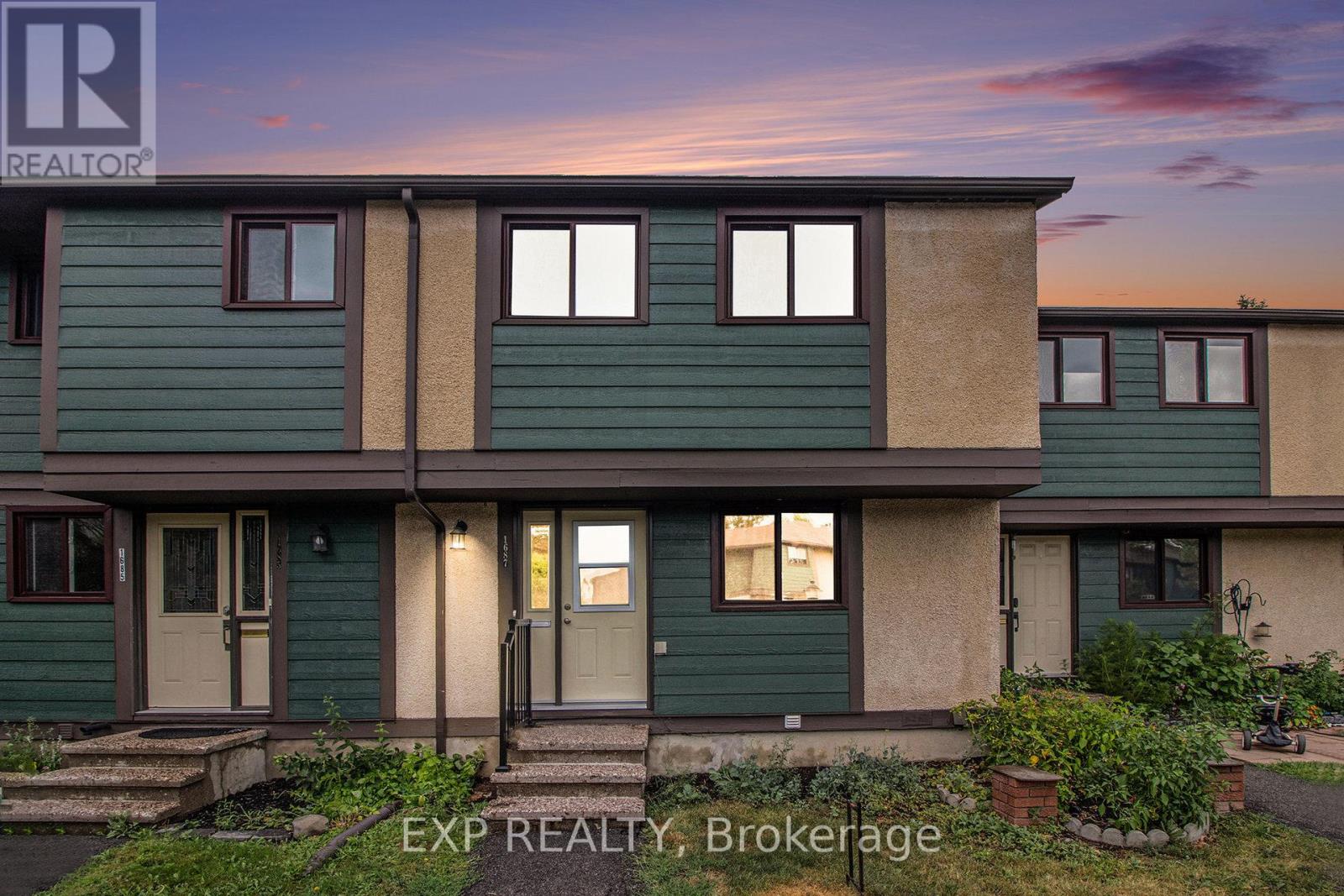 1687 Meadowbrook Road, Ottawa, Ontario  K1B 4W6 - Photo 3 - X12400455