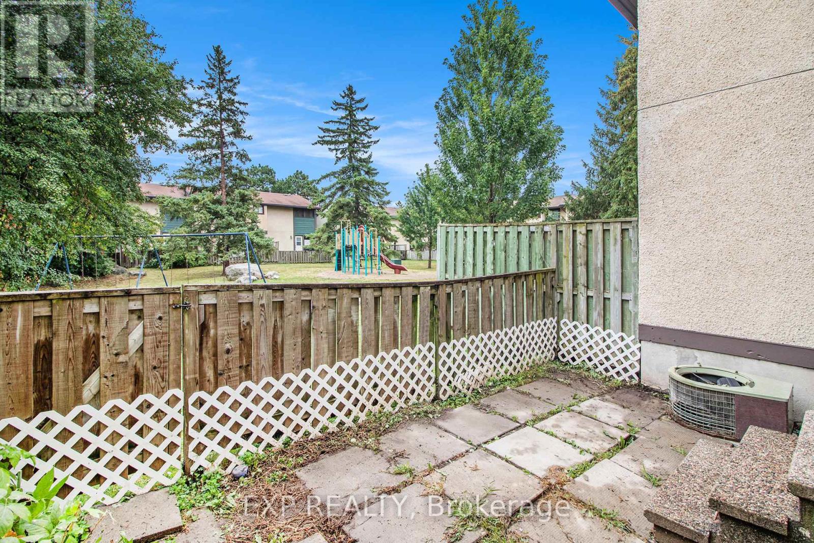 1687 Meadowbrook Road, Ottawa, Ontario  K1B 4W6 - Photo 22 - X12400455