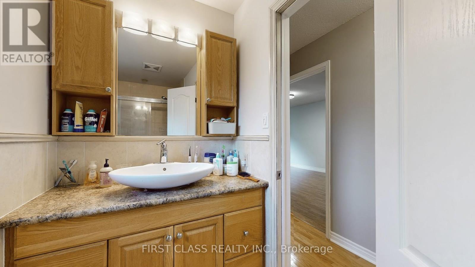 31 Richwood Drive, Markham, Ontario  L3P 3Y7 - Photo 14 - N12406249