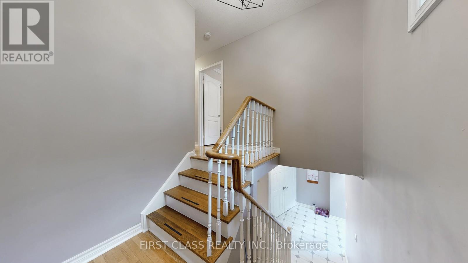 31 Richwood Drive, Markham, Ontario  L3P 3Y7 - Photo 9 - N12406249