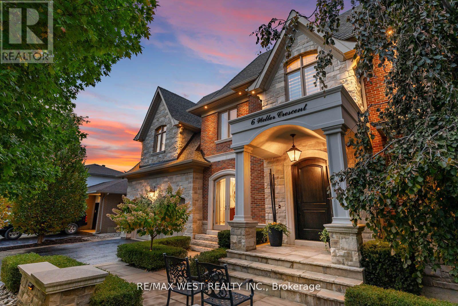 Property at 6 WELLER CRESCENT image 3