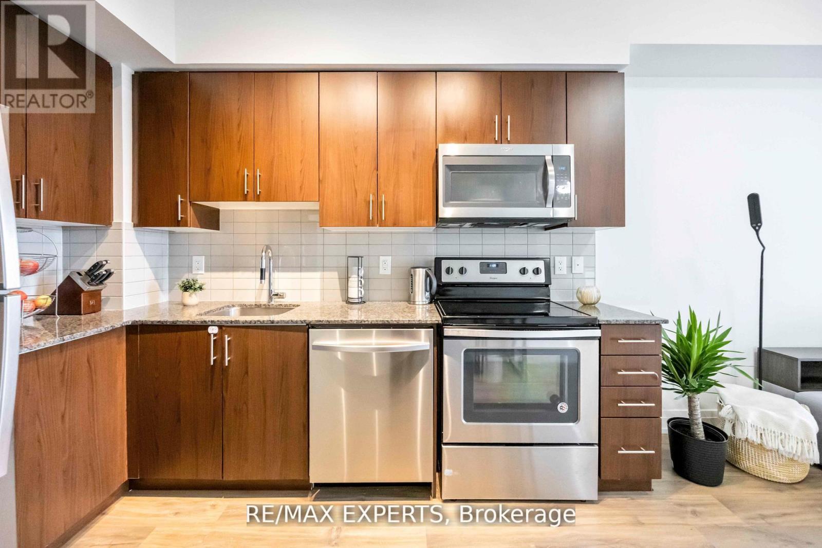 801 - 3700 Highway 7, Vaughan, Ontario  L4L 1A6 - Photo 20 - N12406302