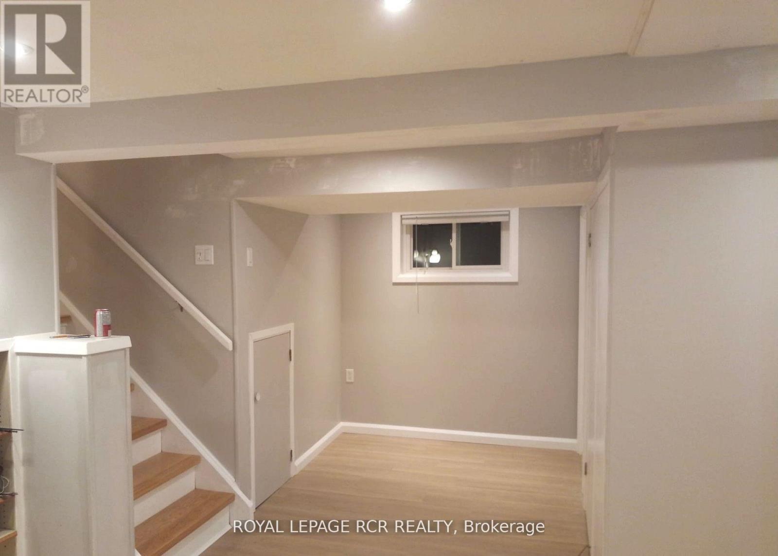 15 Mcdonald Drive, Aurora (Aurora Heights), Ontario  L4G 2T4 - Photo 22 - N12406354