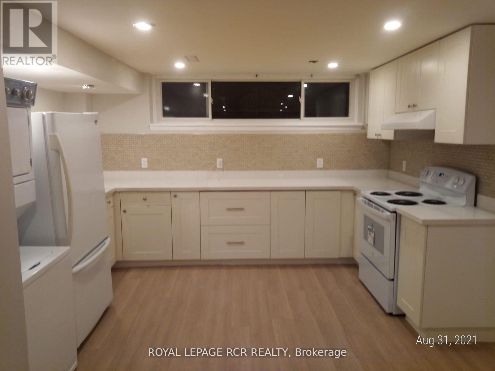 15 Mcdonald Drive, Aurora (Aurora Heights), Ontario  L4G 2T4 - Photo 24 - N12406354