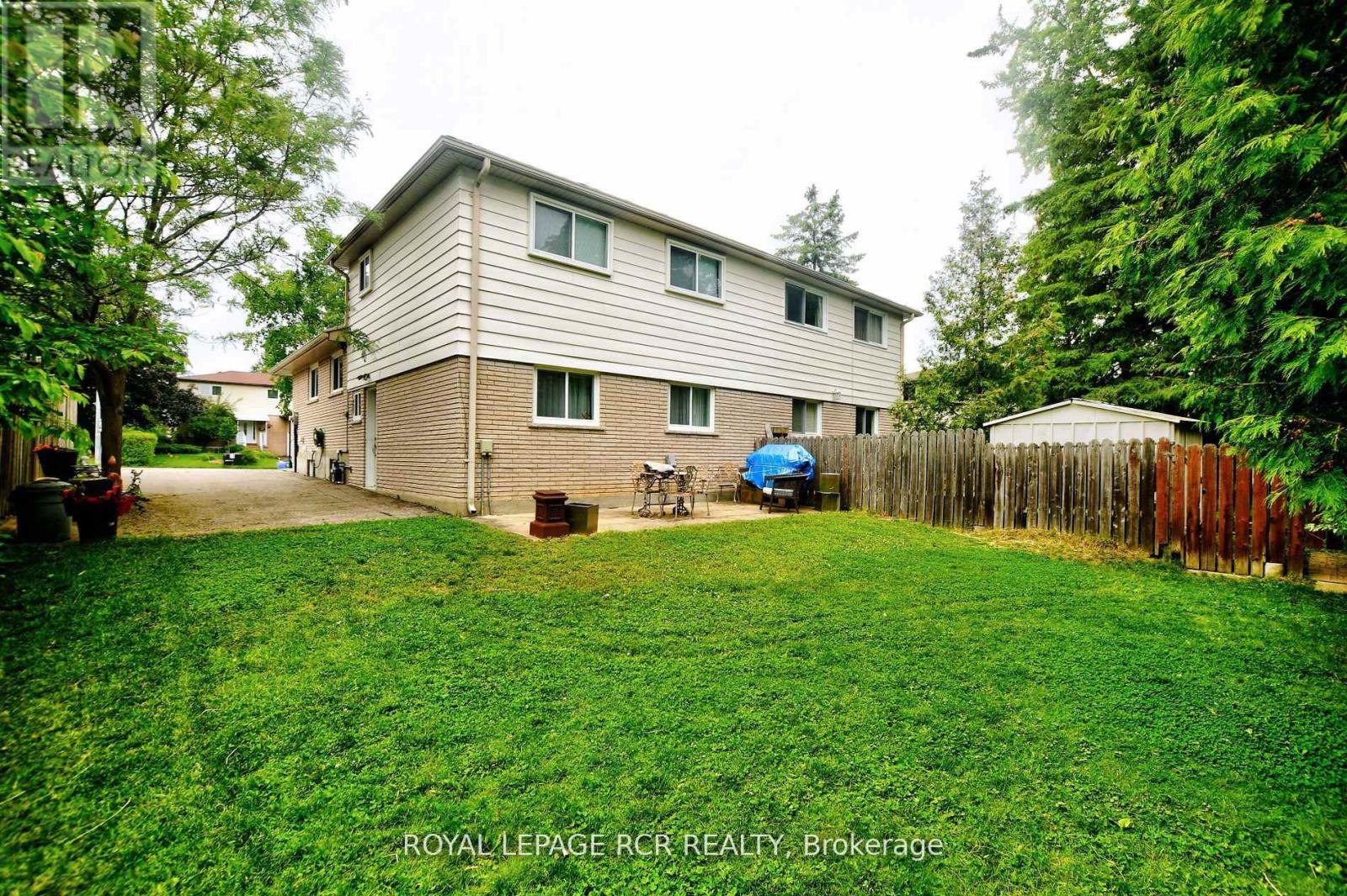 15 Mcdonald Drive, Aurora (Aurora Heights), Ontario  L4G 2T4 - Photo 28 - N12406354