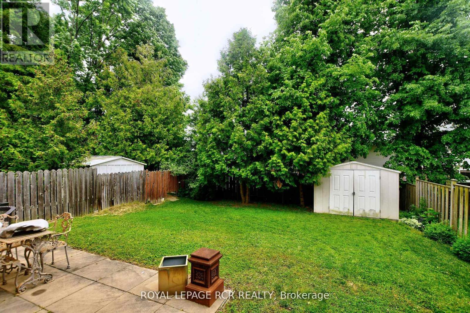 15 Mcdonald Drive, Aurora (Aurora Heights), Ontario  L4G 2T4 - Photo 30 - N12406354