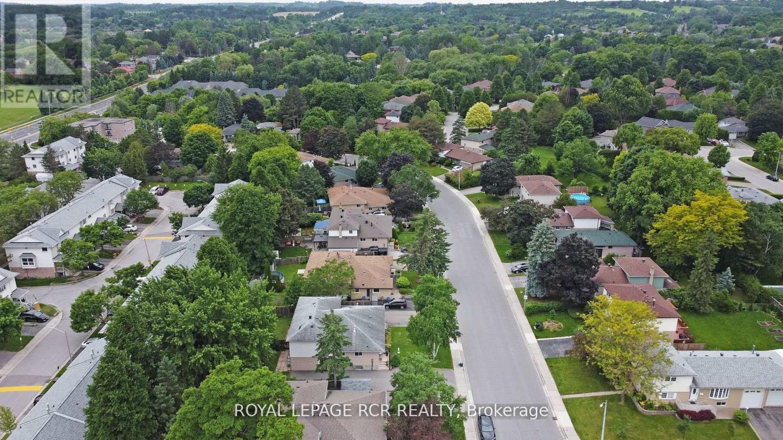 15 Mcdonald Drive, Aurora (Aurora Heights), Ontario  L4G 2T4 - Photo 36 - N12406354