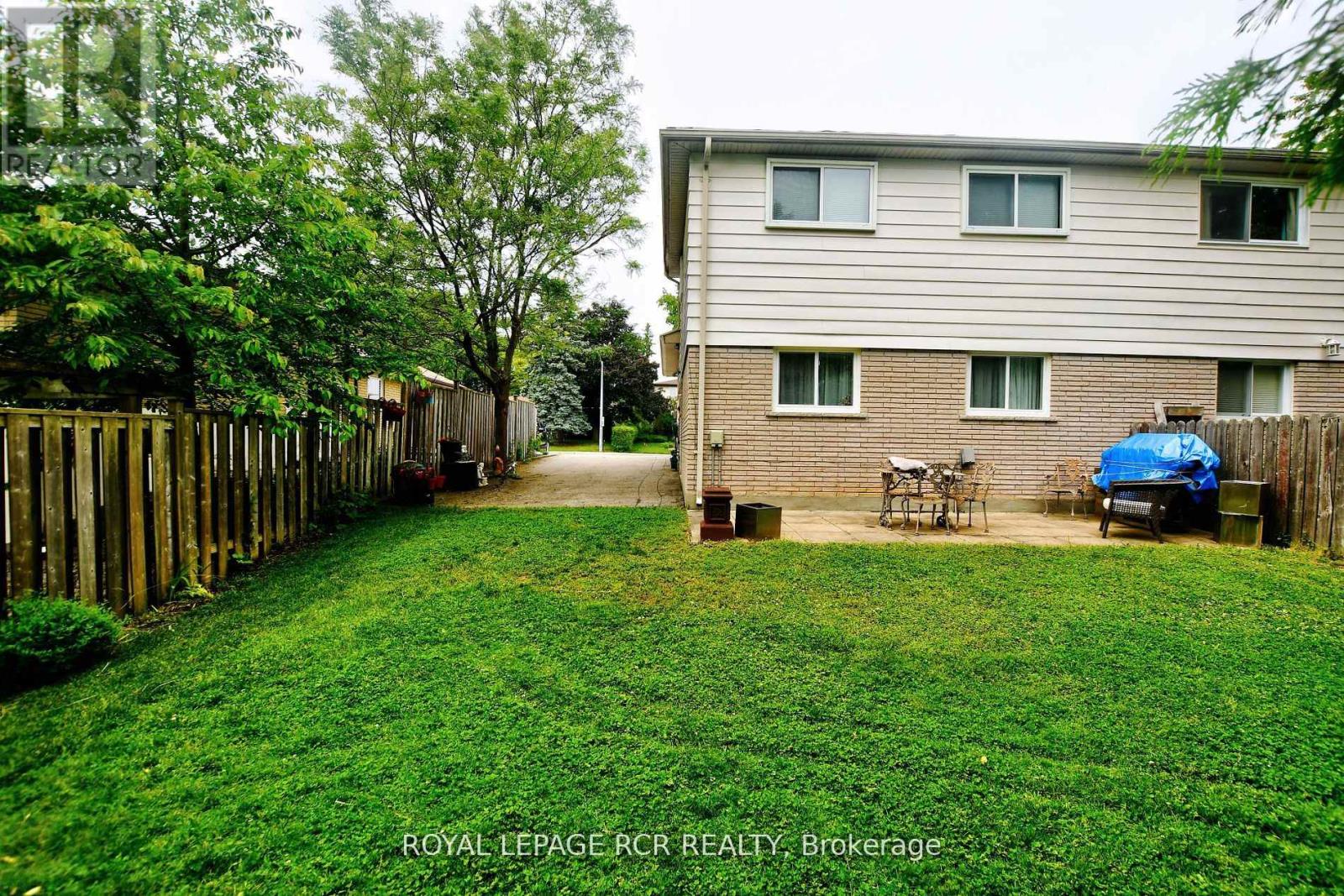 15 Mcdonald Drive, Aurora (Aurora Heights), Ontario  L4G 2T4 - Photo 38 - N12406354
