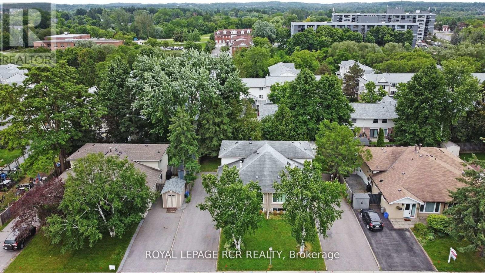 15 Mcdonald Drive, Aurora (Aurora Heights), Ontario  L4G 2T4 - Photo 39 - N12406354
